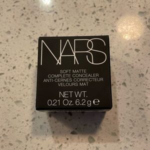NARS Soft Matte Complete Concealer - Light 2.5 Crème Brûlée (1277)